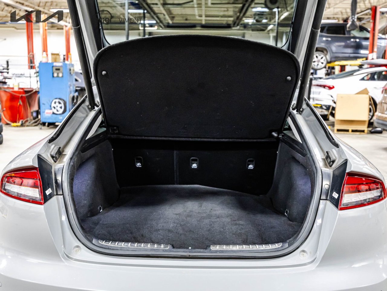 2026 Hyundai Kona Electric - Image 26