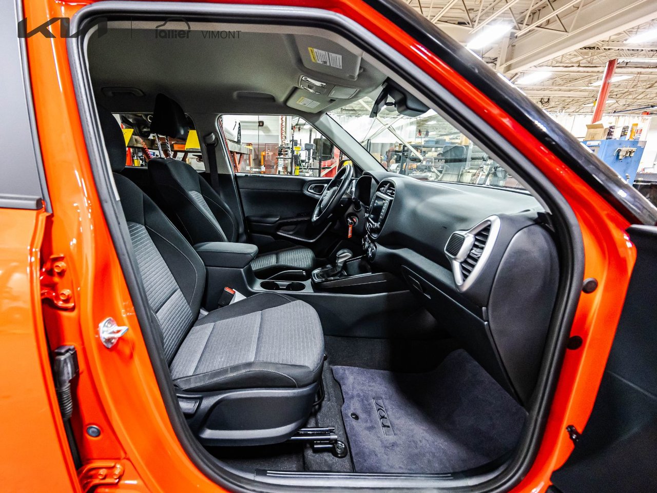 2022 Toyota Tundra - Image 9