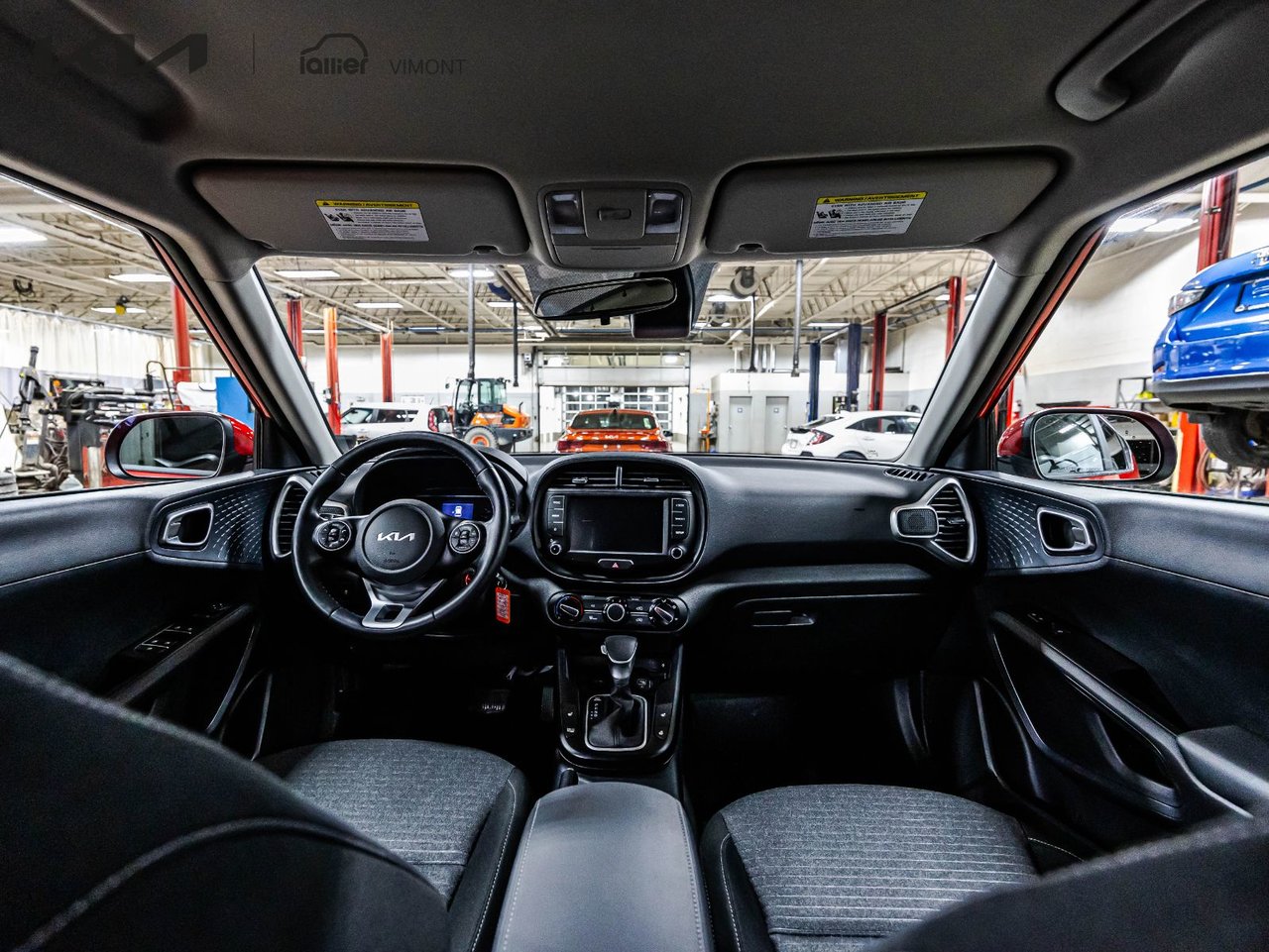 2022 Toyota Tundra - Image 10