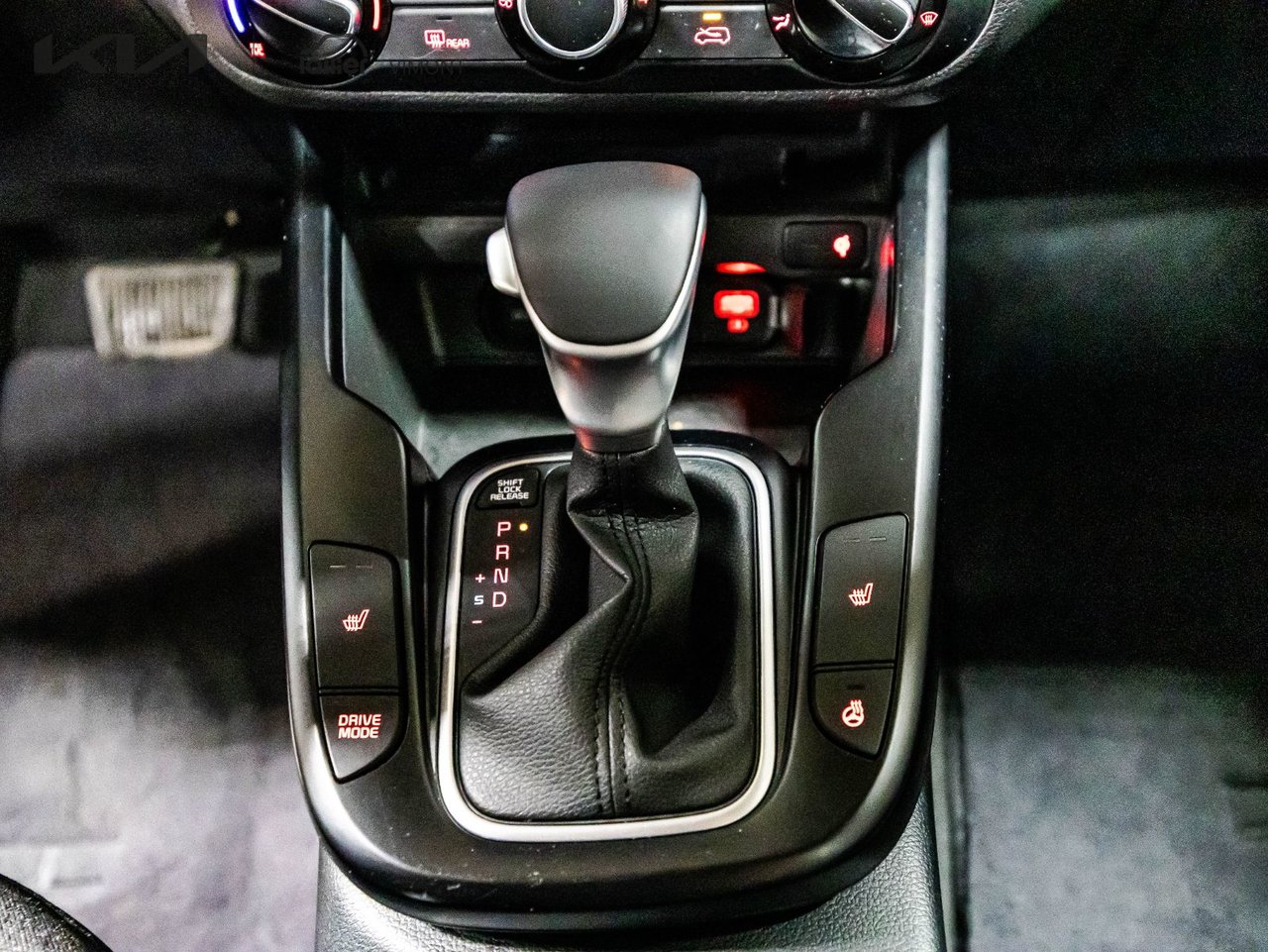 2022 Toyota Tundra - Image 22