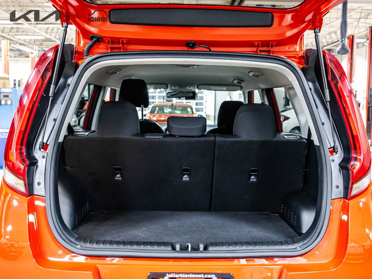 2022 Toyota Tundra - Image 24