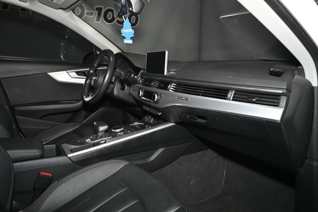 2024 Volvo XC60 - Image 5