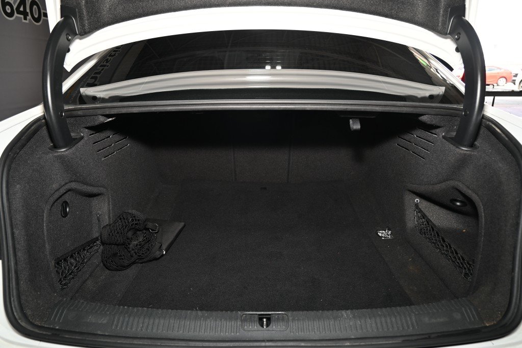2024 Volvo XC60 - Image 7