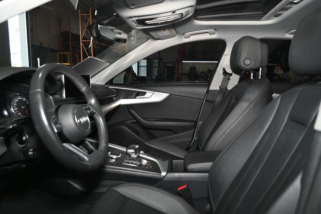 2024 Volvo XC60 - Image 13