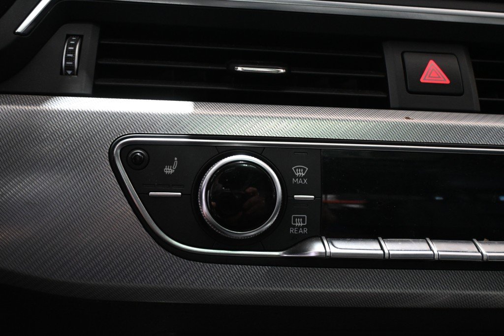 2024 Volvo XC60 - Image 18