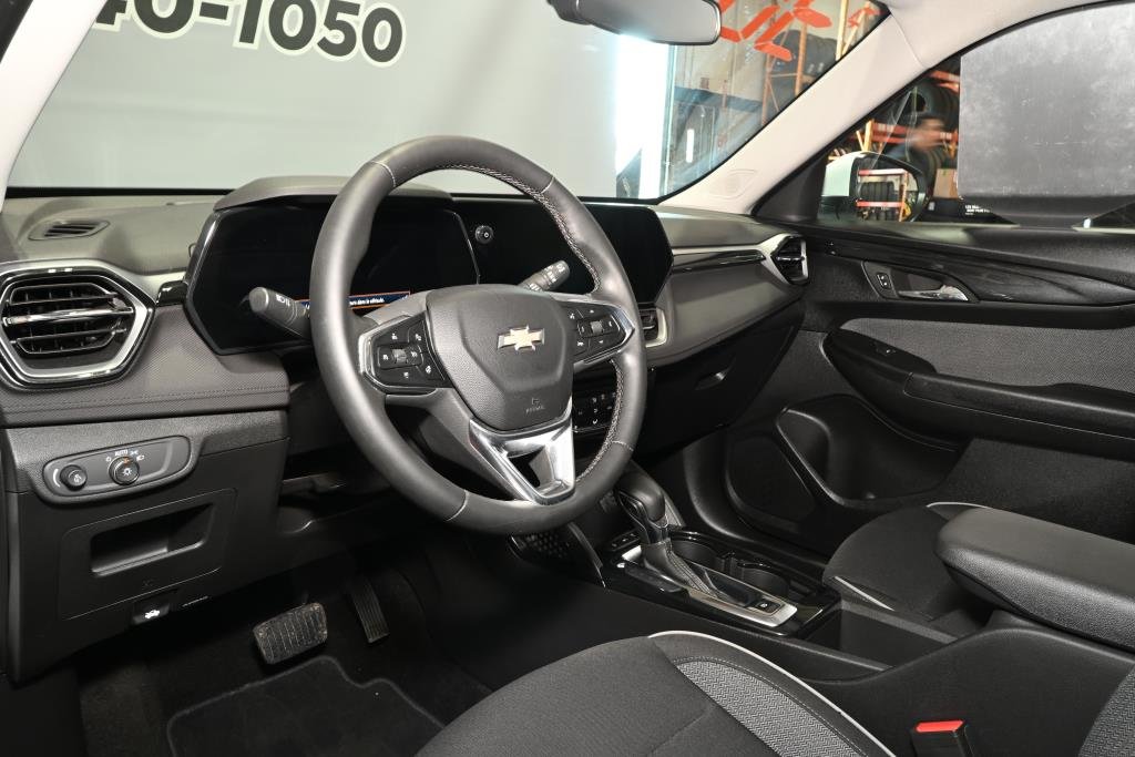 2026 Ford F-150 - Image 8