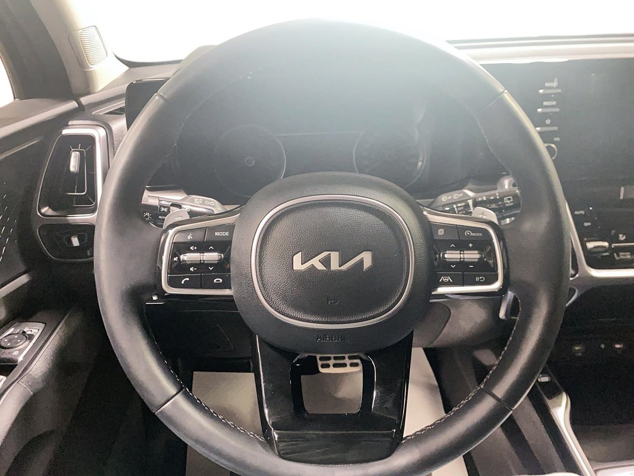 2024 Toyota Rav4 - Image 11