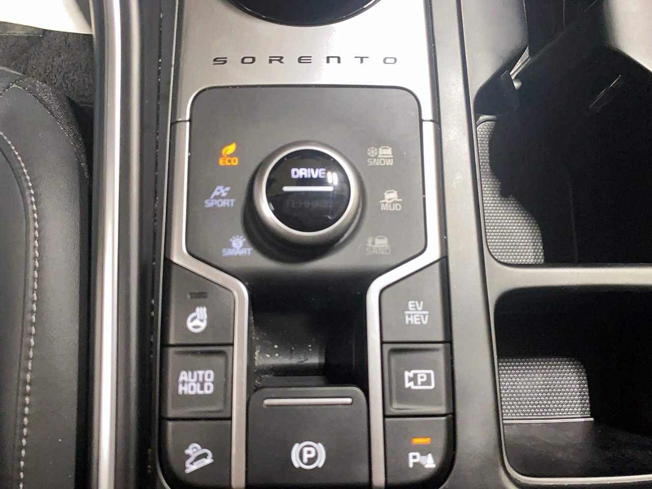 2024 Toyota Rav4 - Image 15