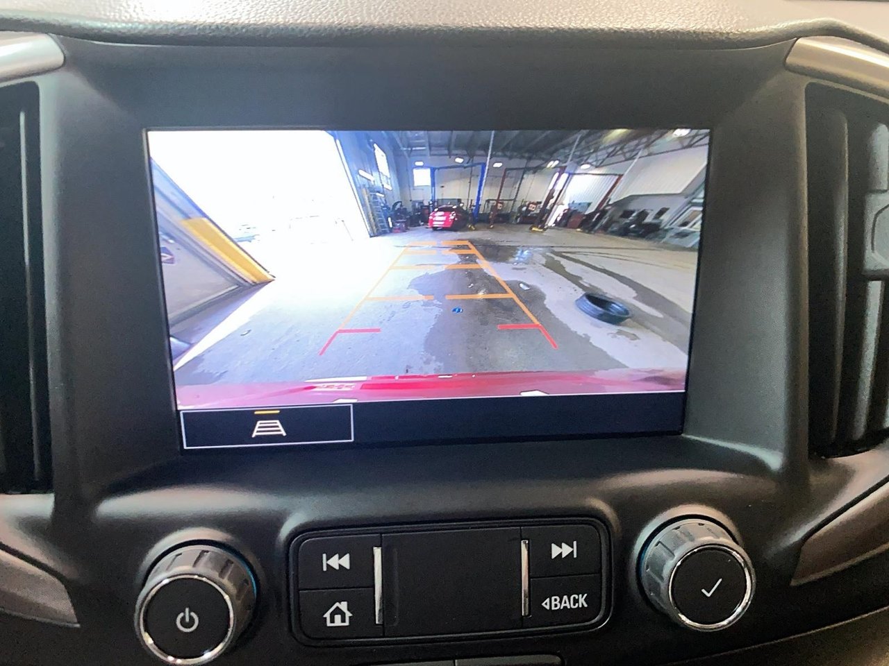 2023 Toyota Rav4 - Image 12