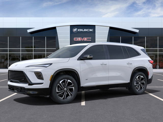 2023 Chevrolet Equinox - Image 2