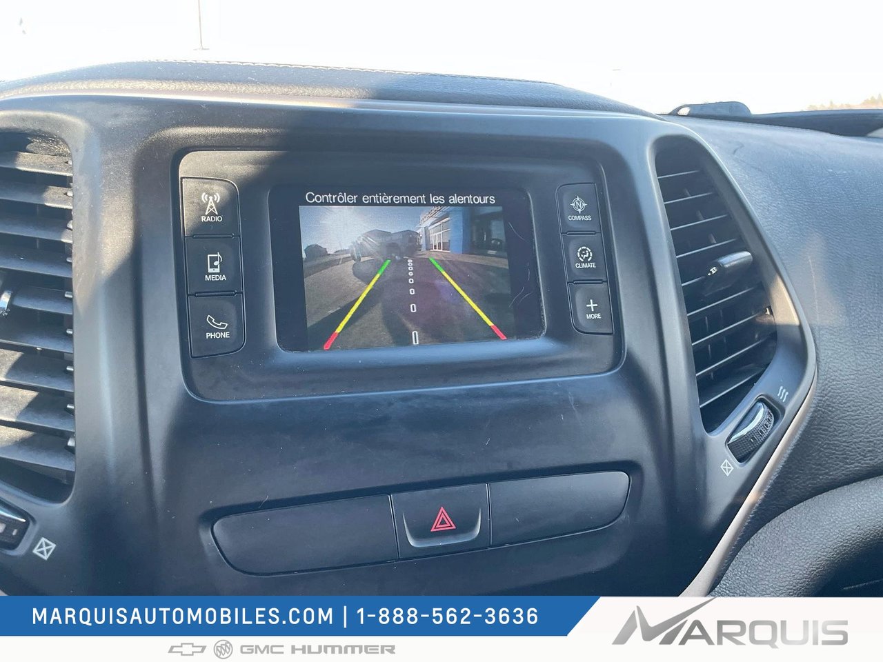 2022 Ford F-150 - Image 9
