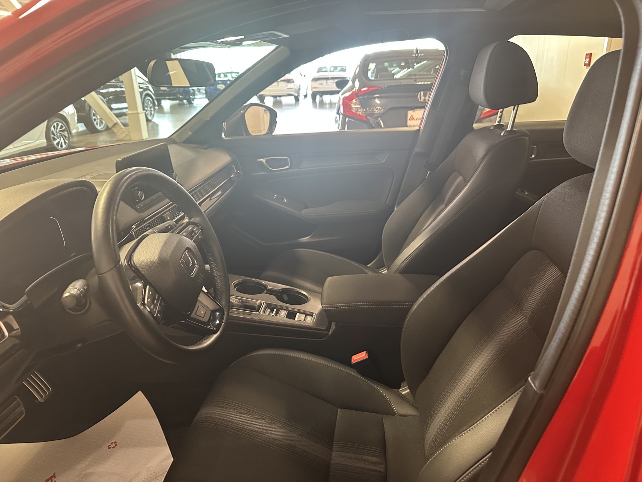 2023 Nissan Pathfinder - Image 13