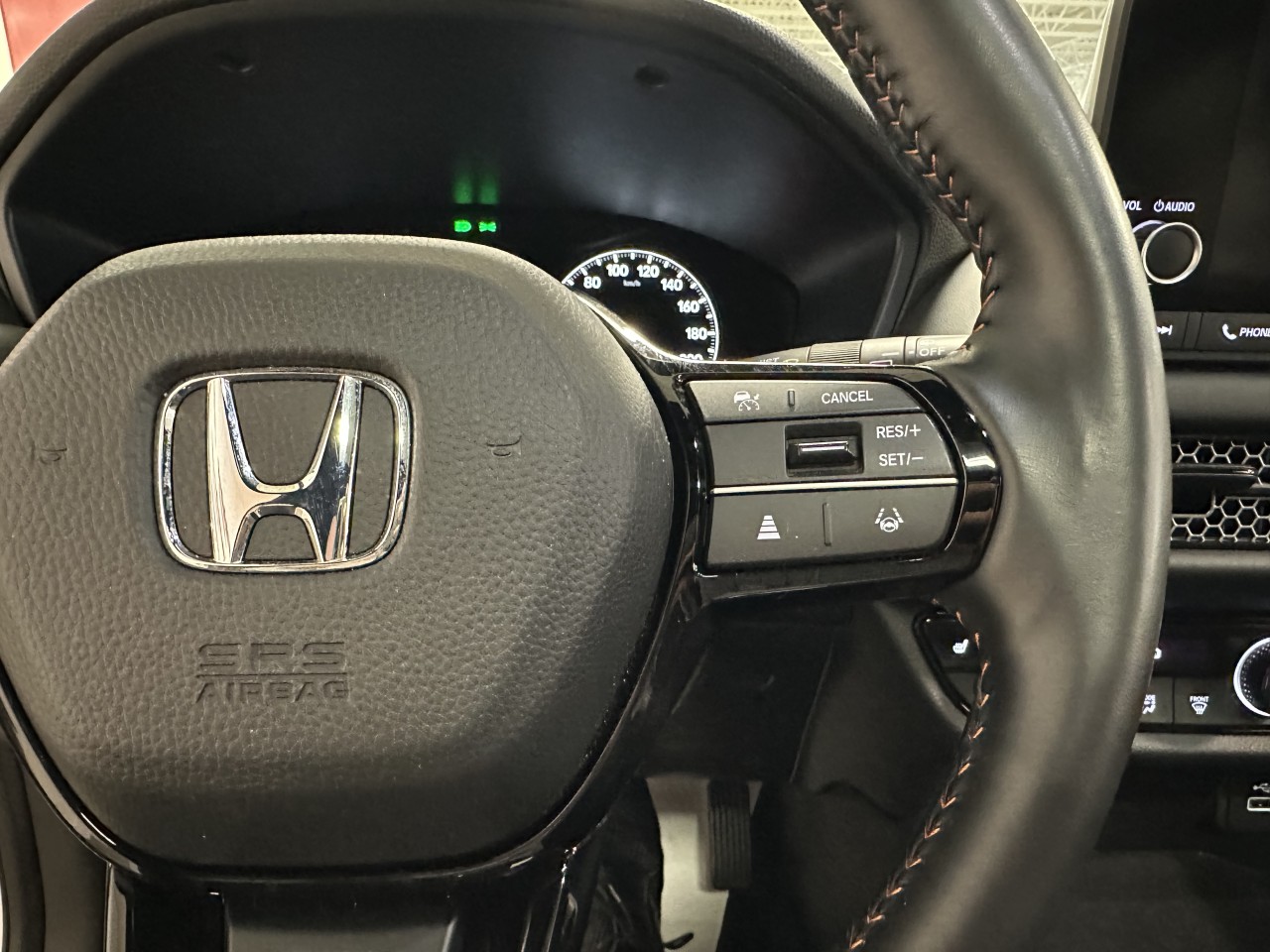 2019 Honda Ridgeline - Image 14