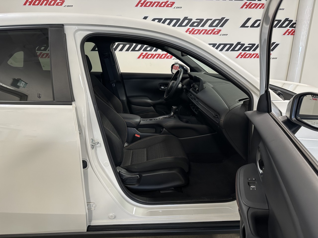 2019 Honda Ridgeline - Image 18