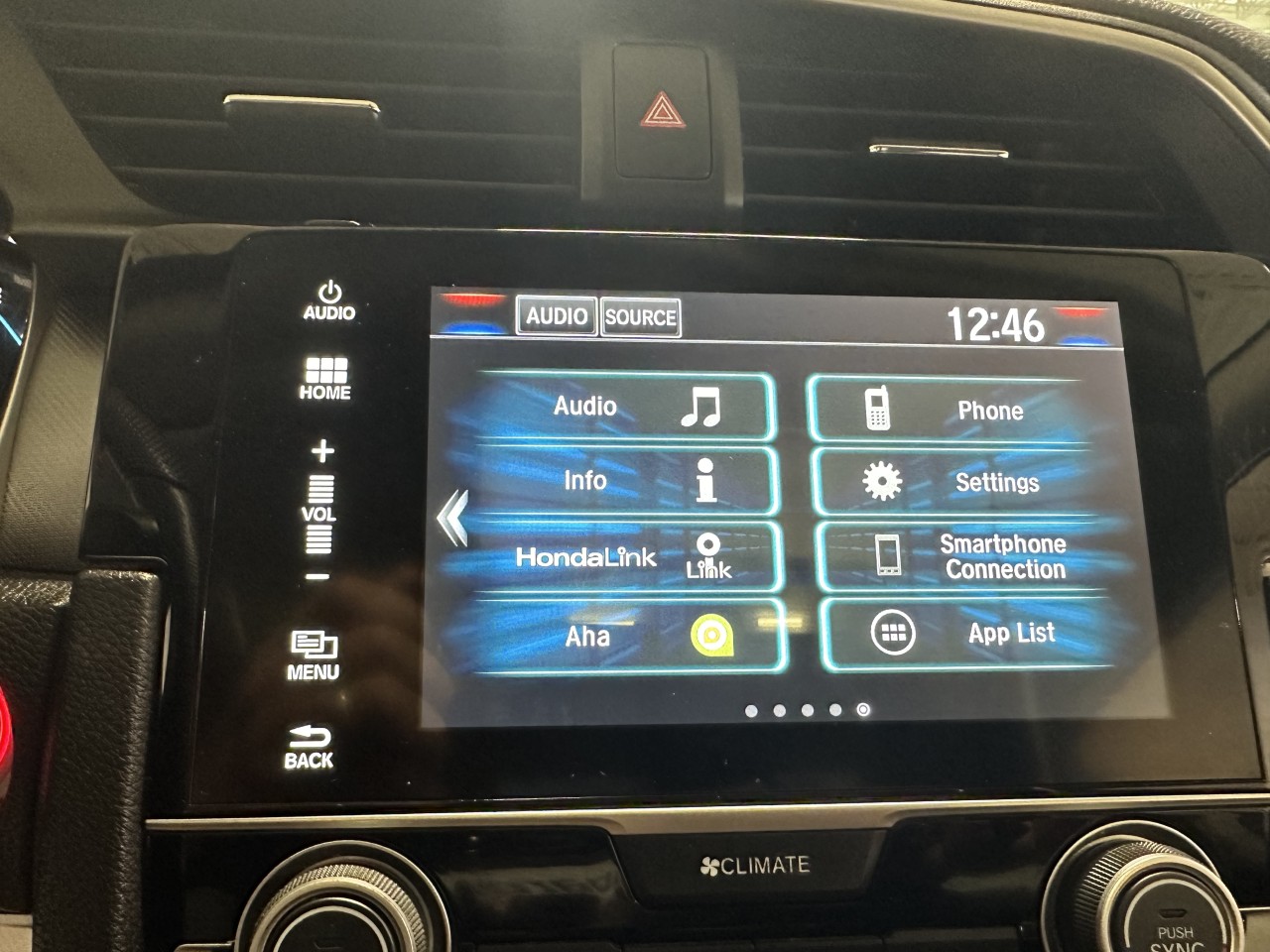 2026 Kia Carnival - Image 20