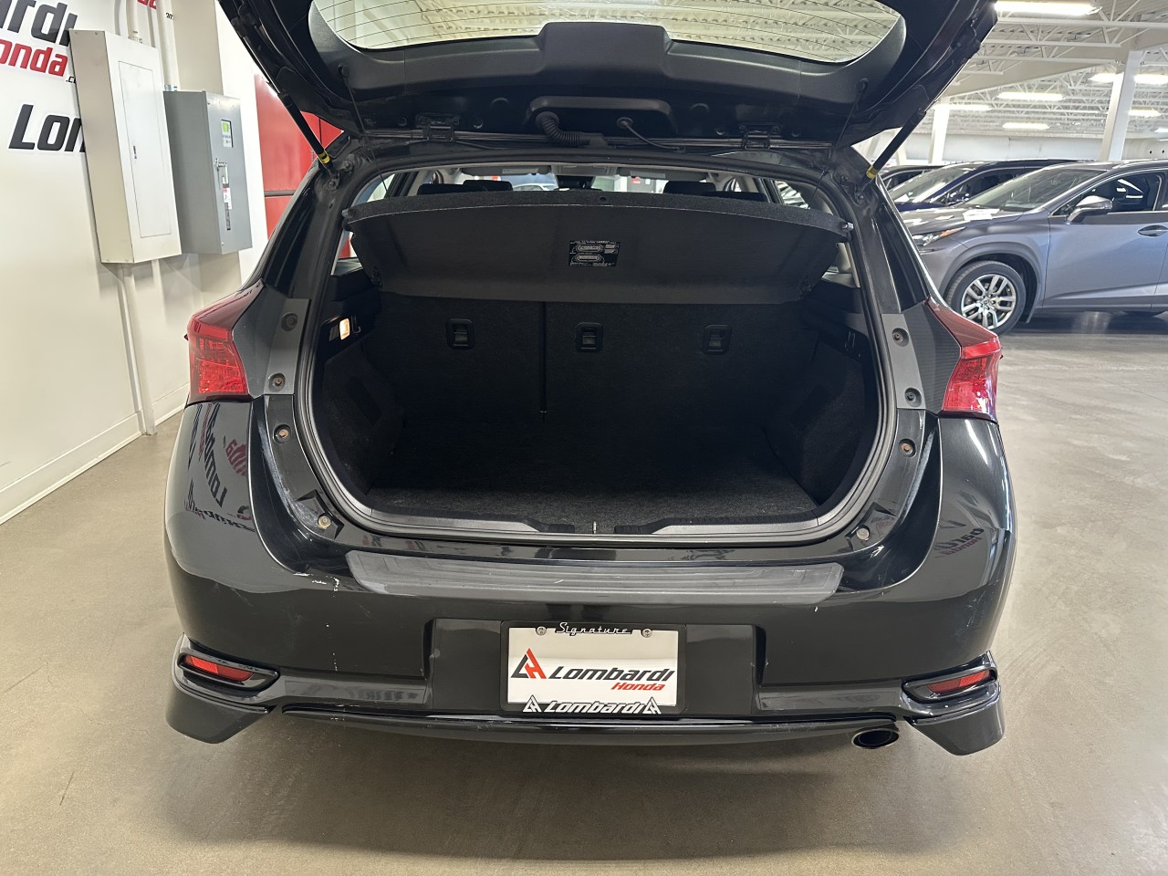 2026 Kia EV9 - Image 23