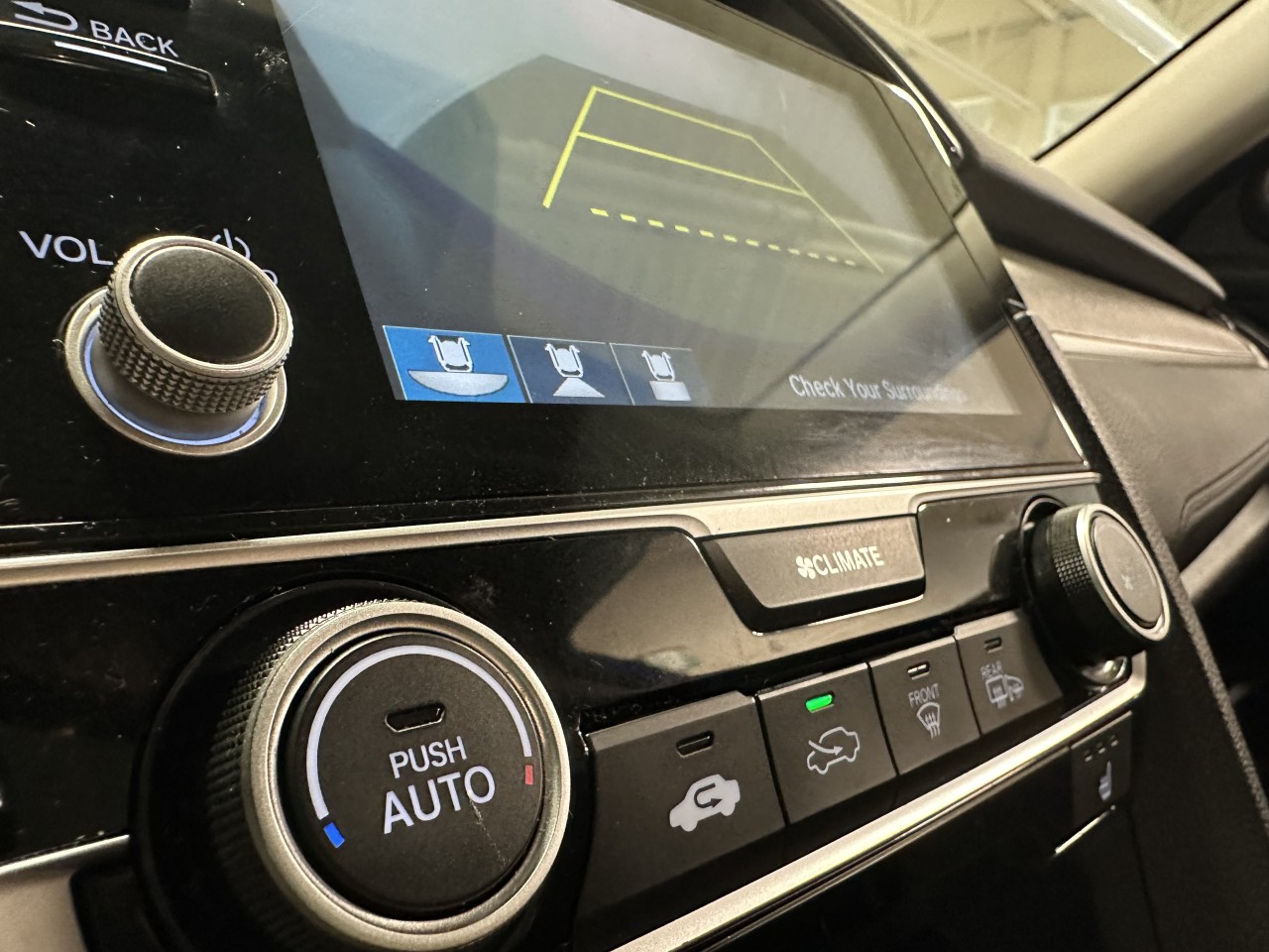 2026 Kia Sorento HEV - Image 17