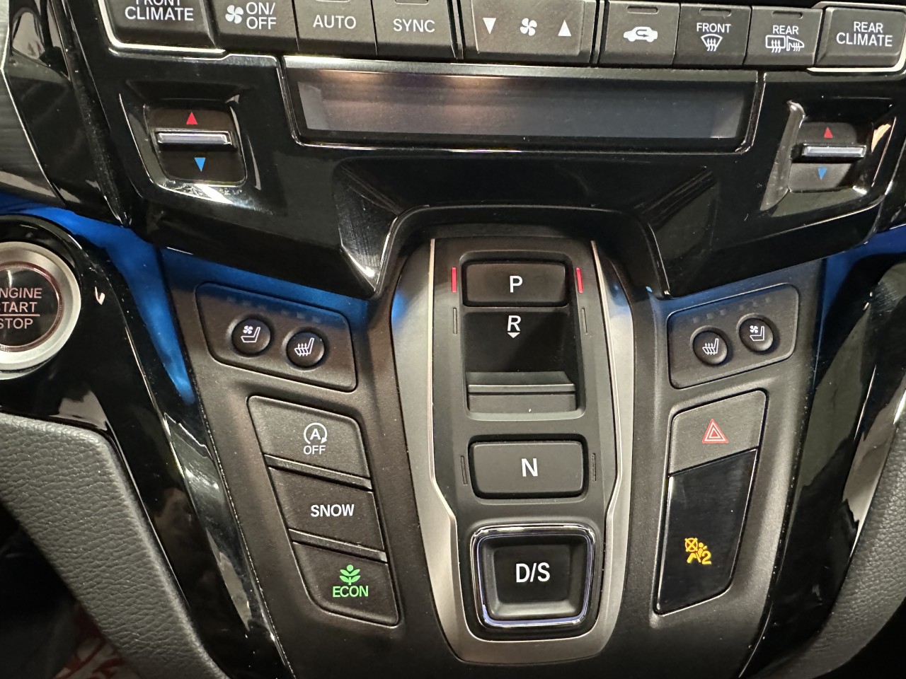 2026 Lincoln Aviator - Image 16