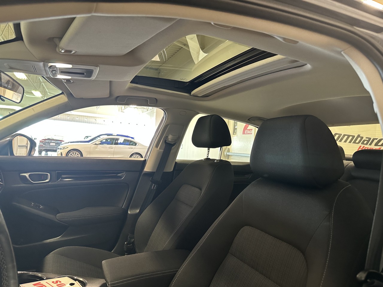 2023 Ford Escape - Image 12