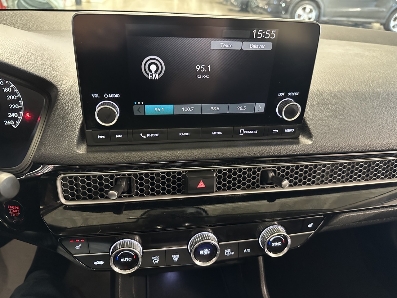 2023 Ford Escape - Image 16