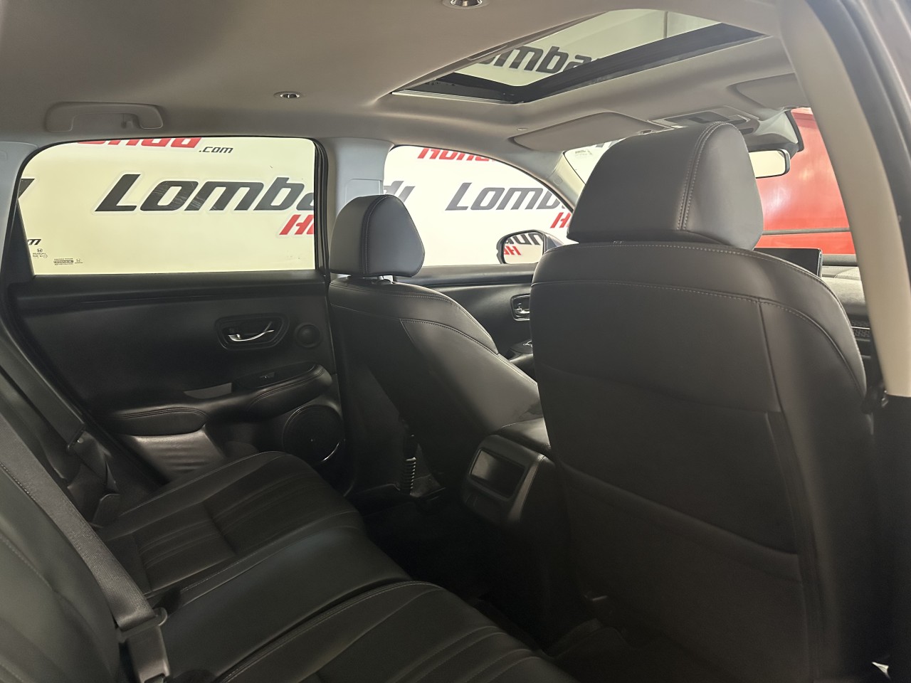2026 Ford F-450 - Image 27