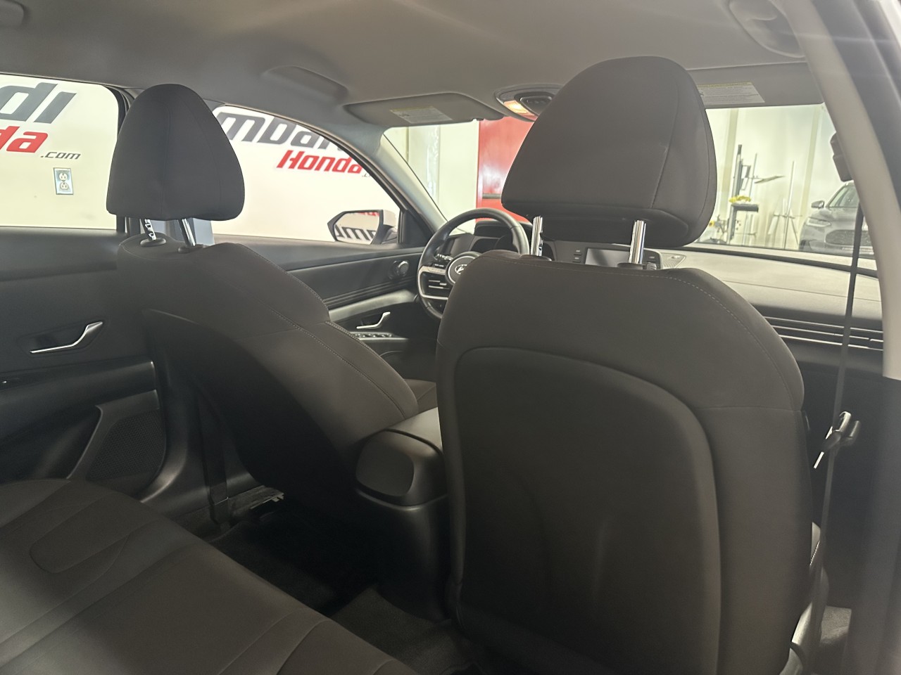 2026 Ford Explorer - Image 24