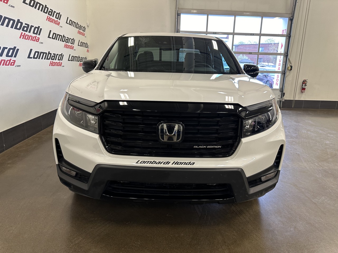 2026 Lincoln Nautilus - Image 3