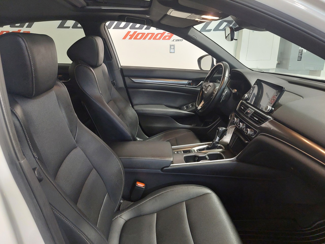 2021 Ford F-250 - Image 24