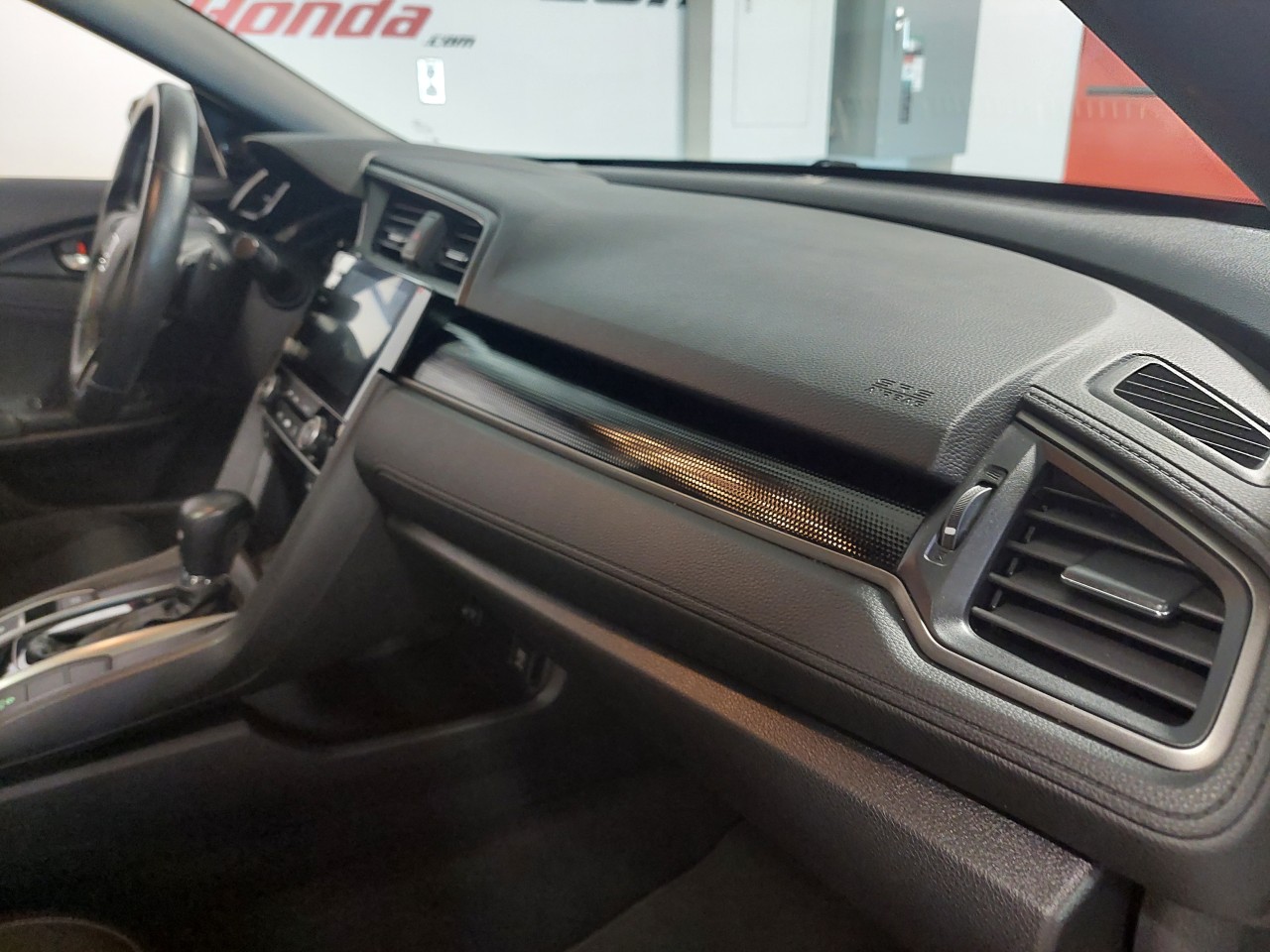 2023 Ford Bronco - Image 27