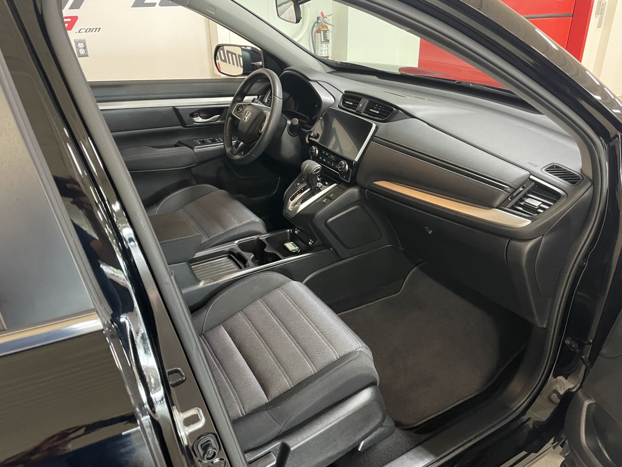 2023 Ford F-150 - Image 17