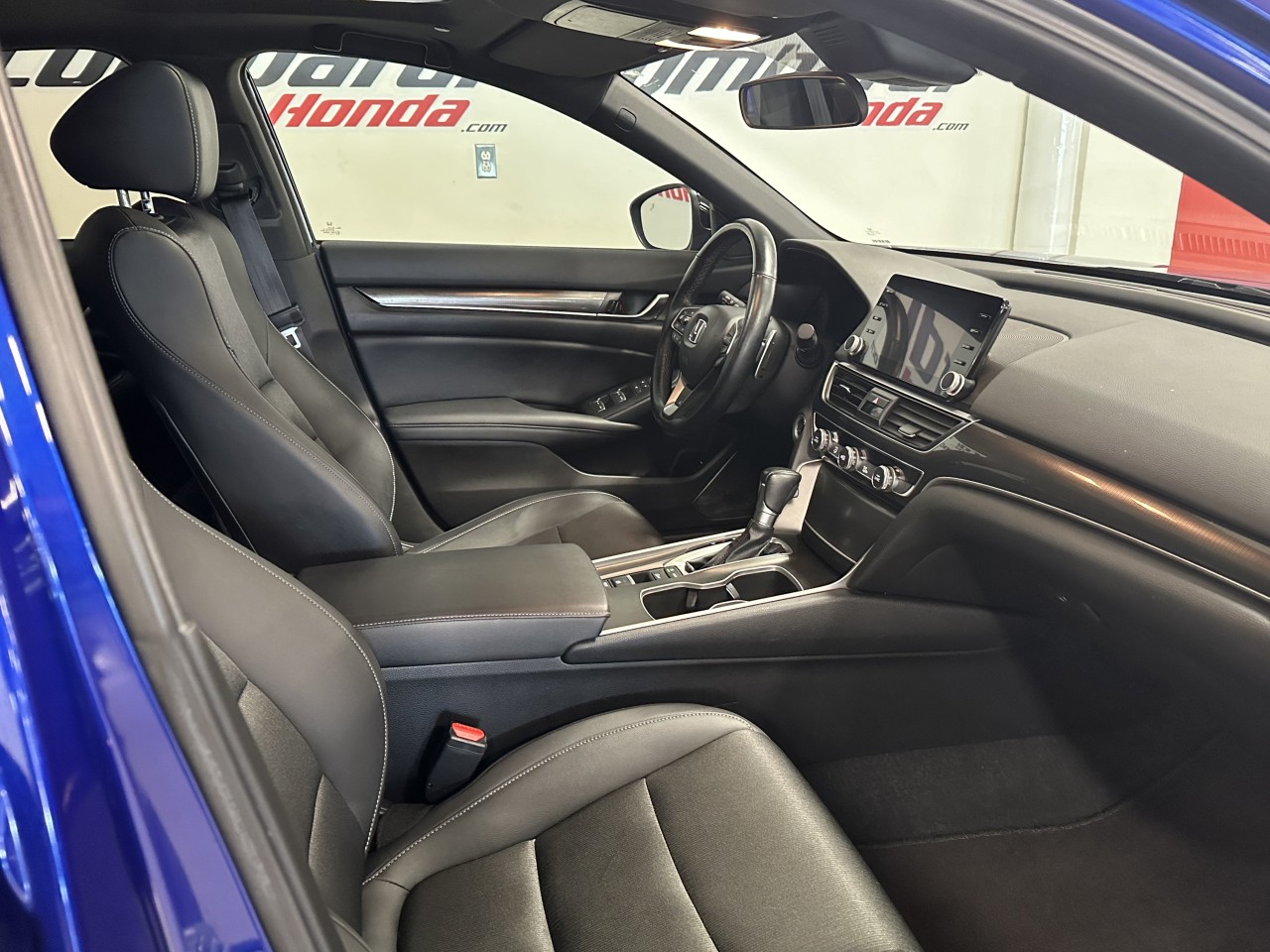 2024 Ford Mustang - Image 27