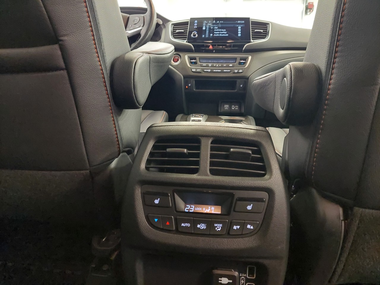2023 Ford F-150 - Image 25