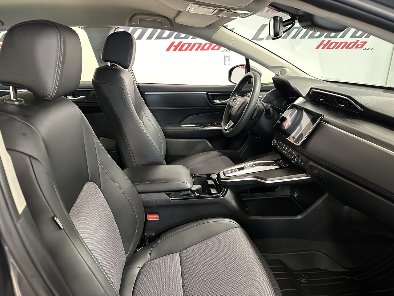 2024 Ford Maverick - Image 25