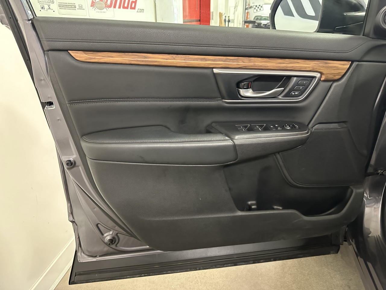2024 Ford F-150 - Image 13