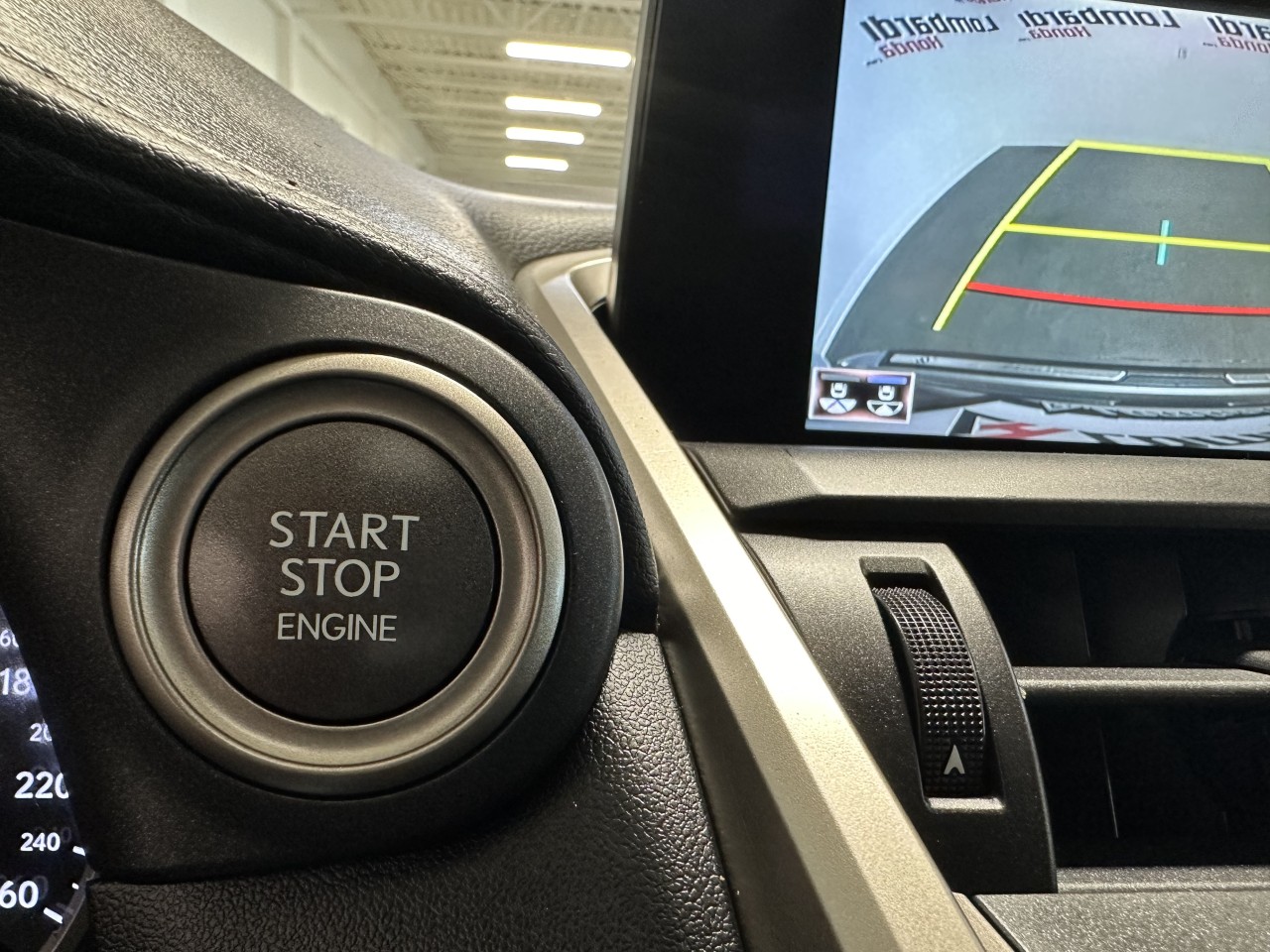 2025 Ford Explorer - Image 22