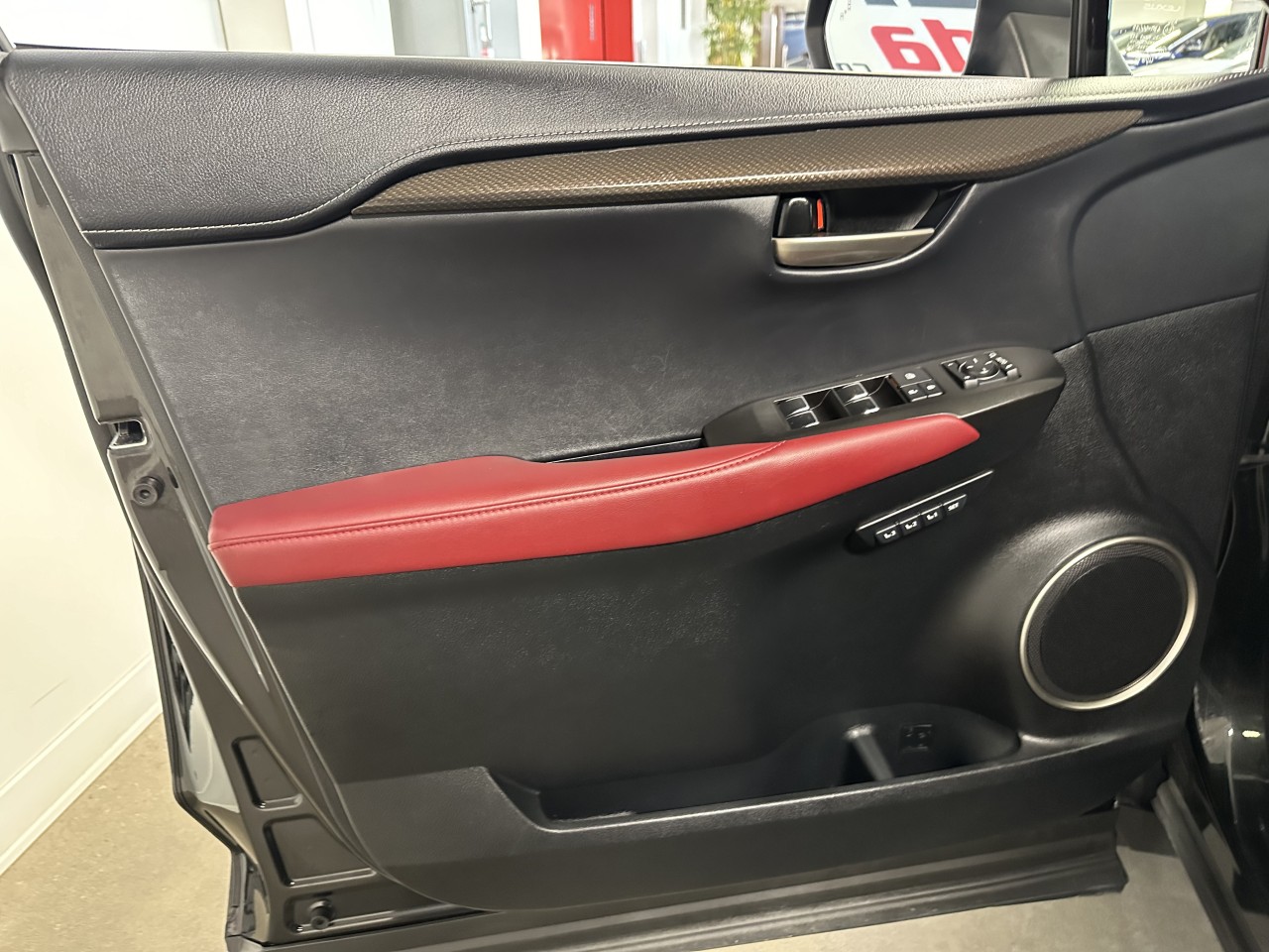 2025 Hyundai Kona - Image 12