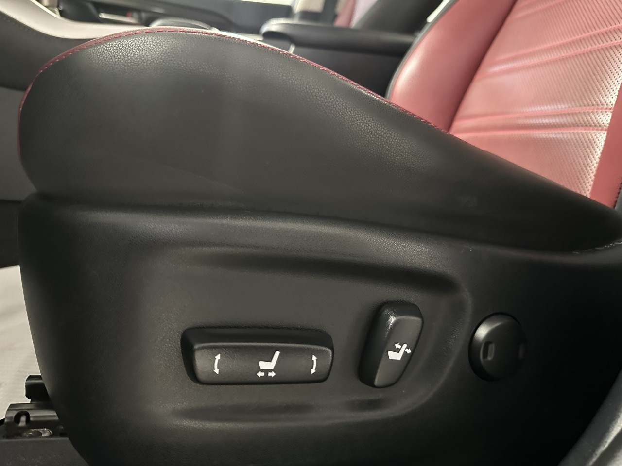 2025 Hyundai Kona - Image 13