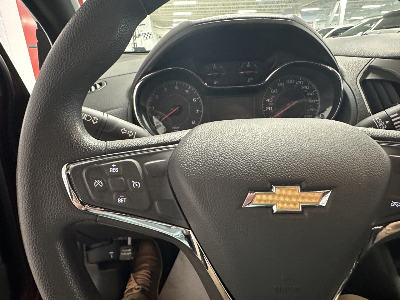 2025 Ford F-150 - Image 13