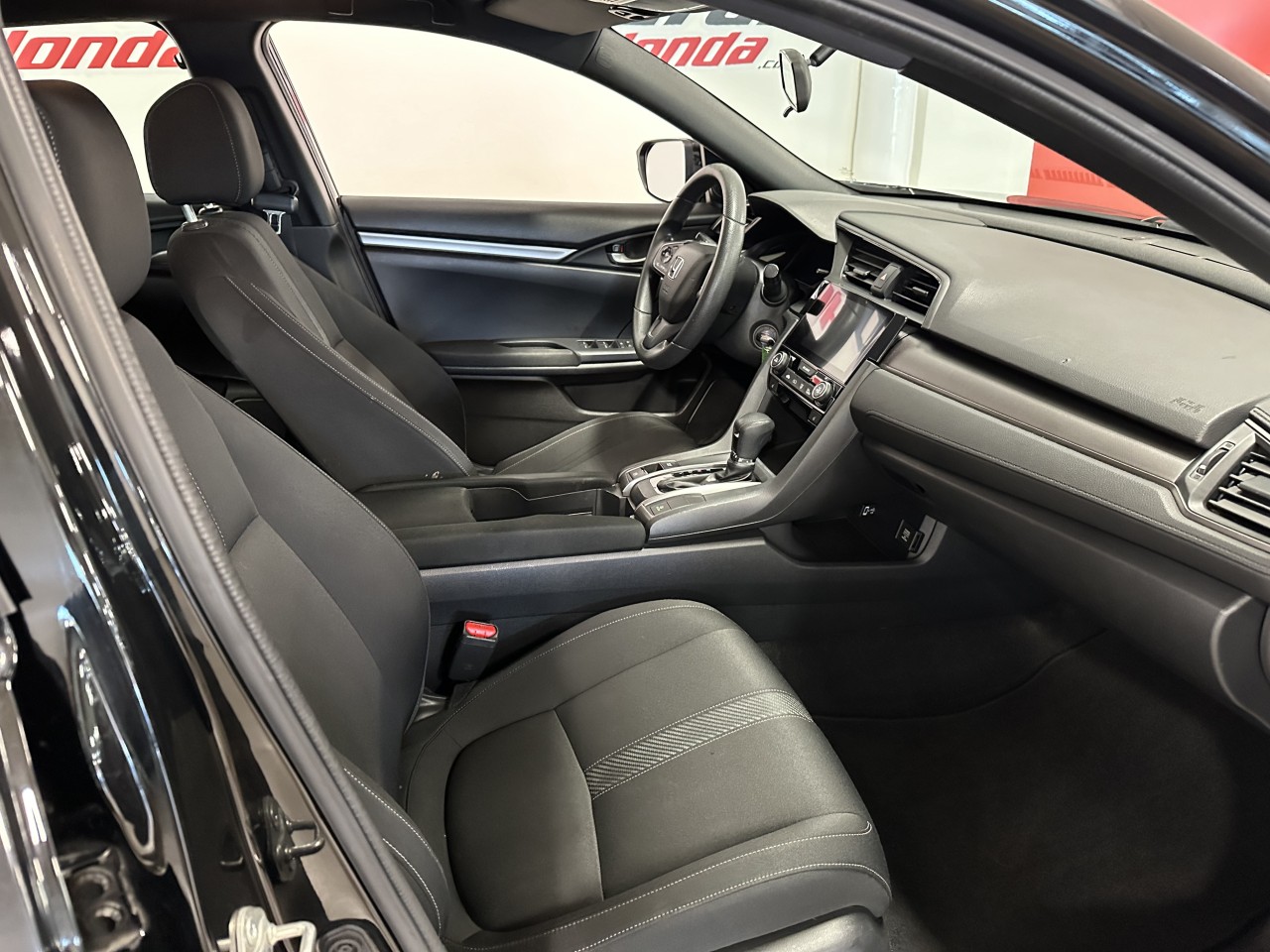 2023 Hyundai Kona - Image 20