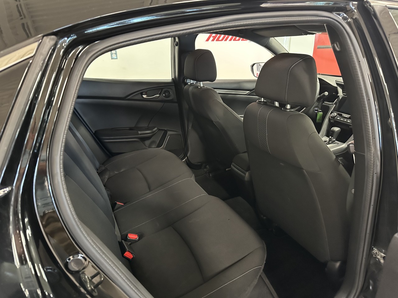 2023 Hyundai Kona - Image 21