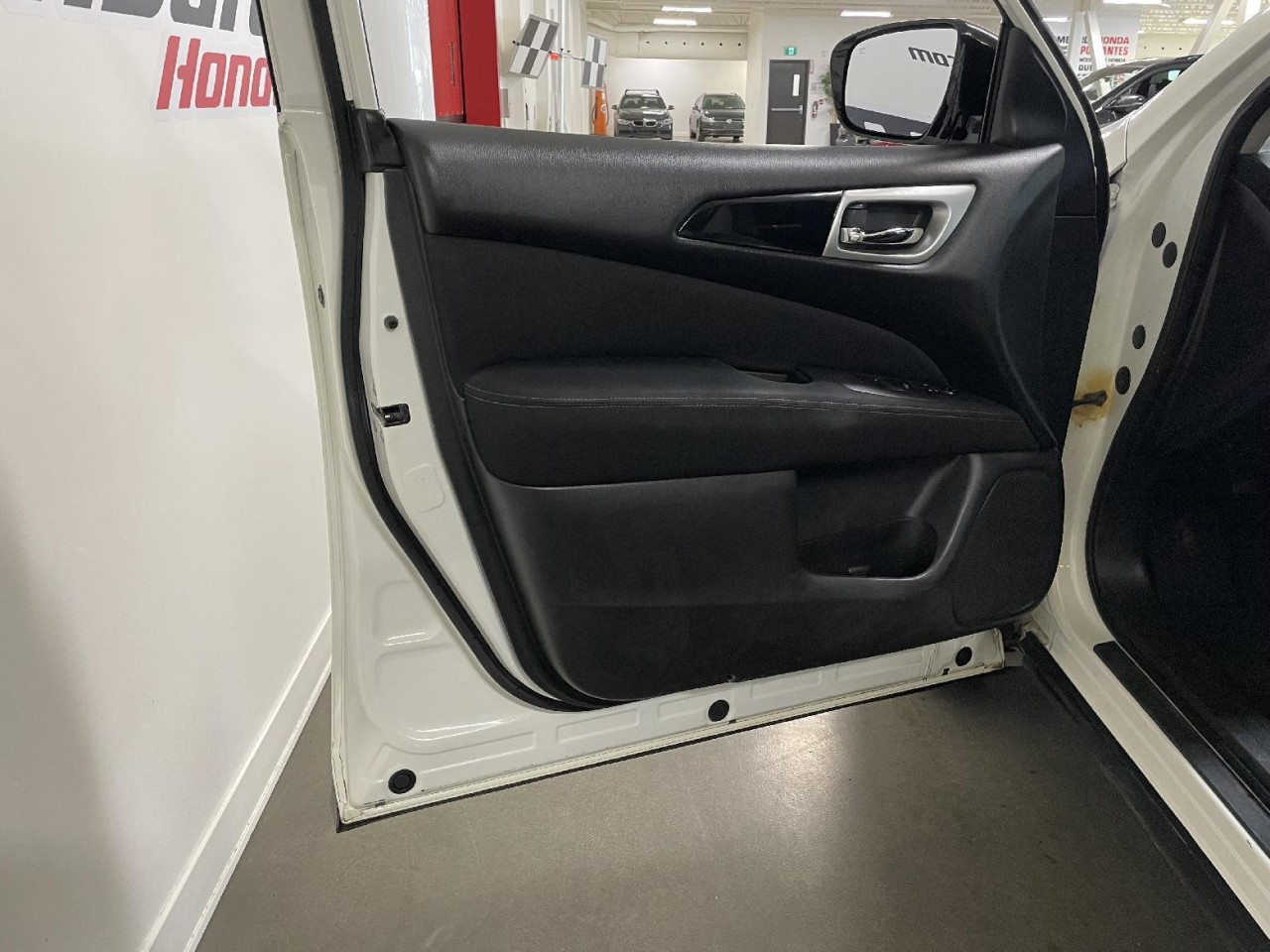 2026 Ford F-150 Hybrid - Image 10