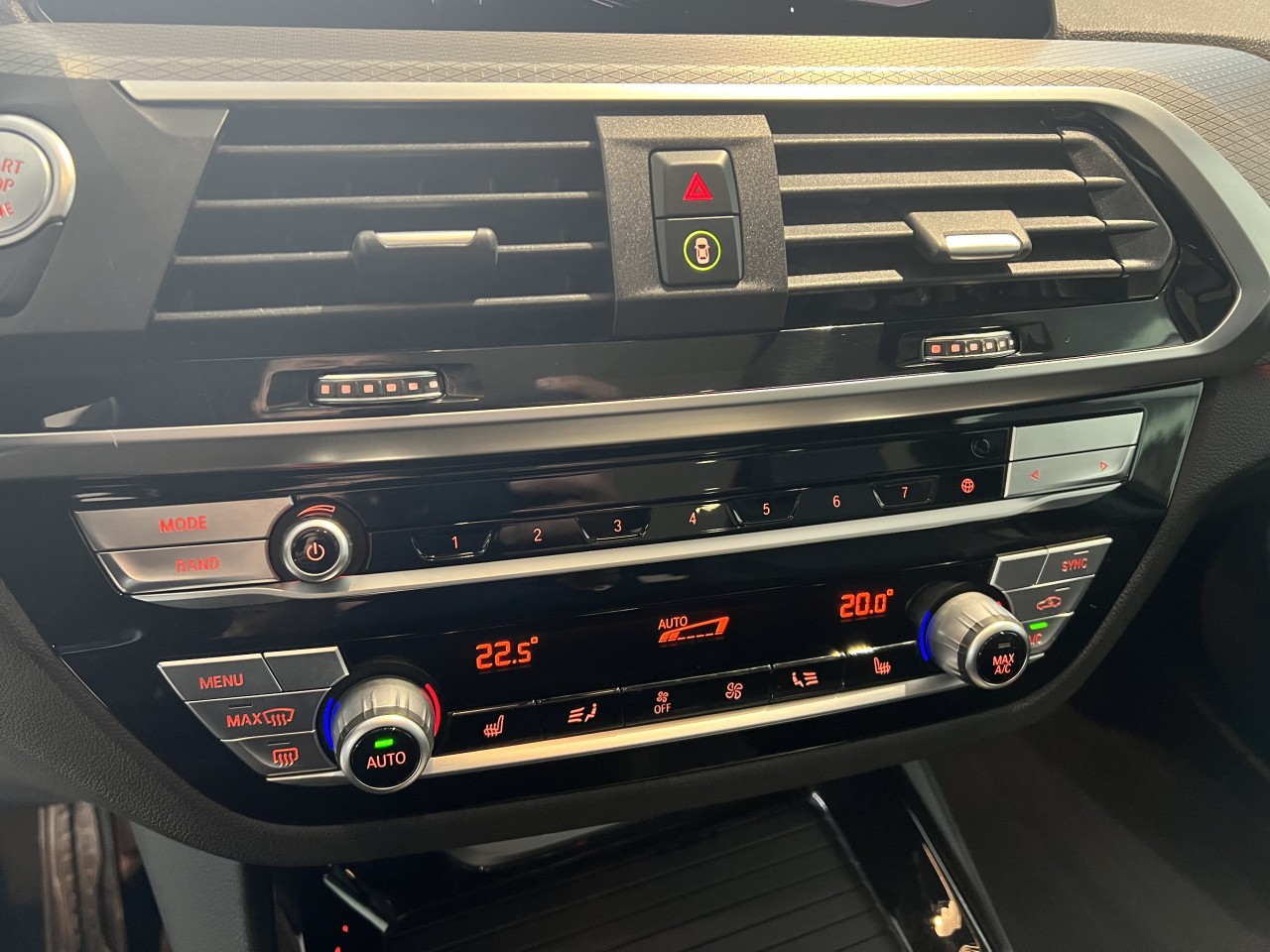 2026 Ford Maverick - Image 24