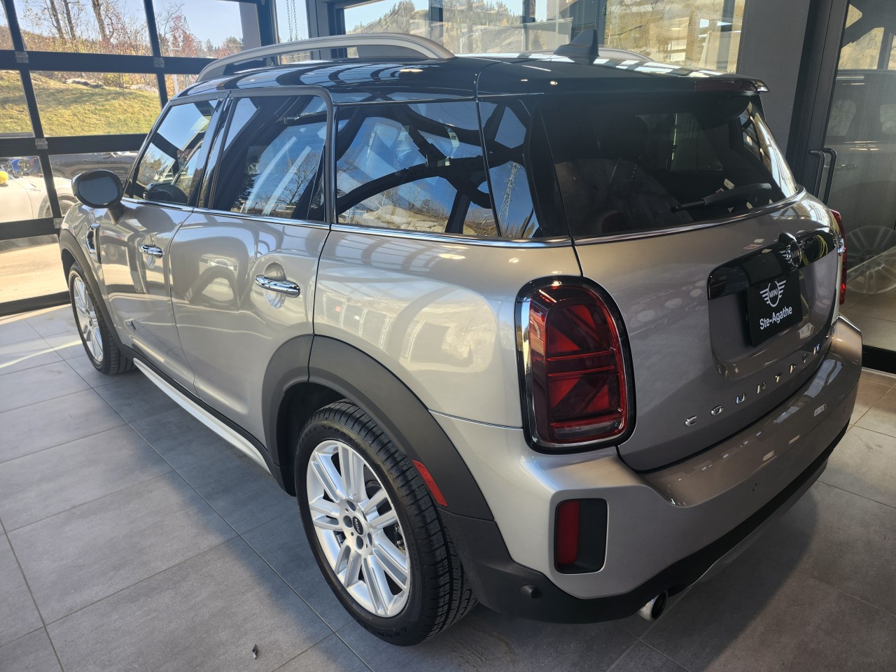 2026 Kia EV9 - Image 5