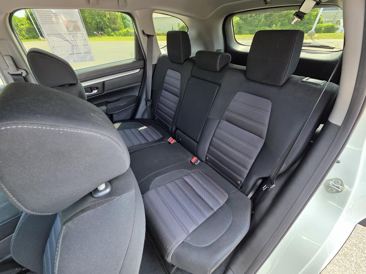 2019 Ford Transit Cargo Van - Image 22