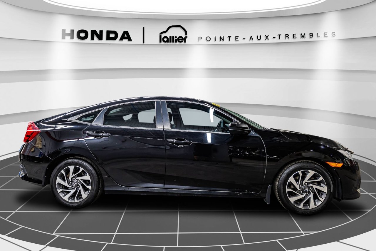 2024 Toyota Corolla - Image 18