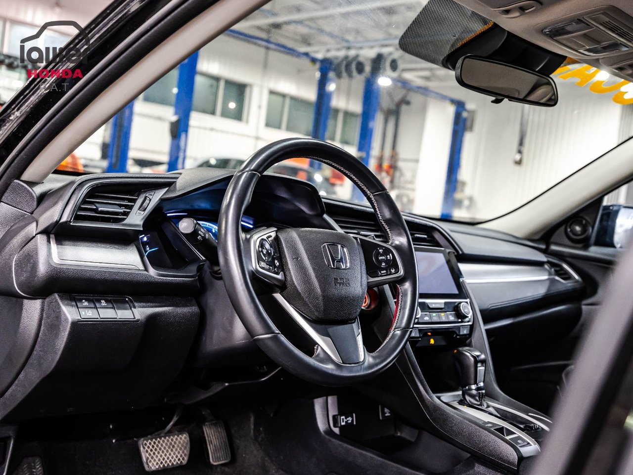 2024 Toyota Corolla - Image 30