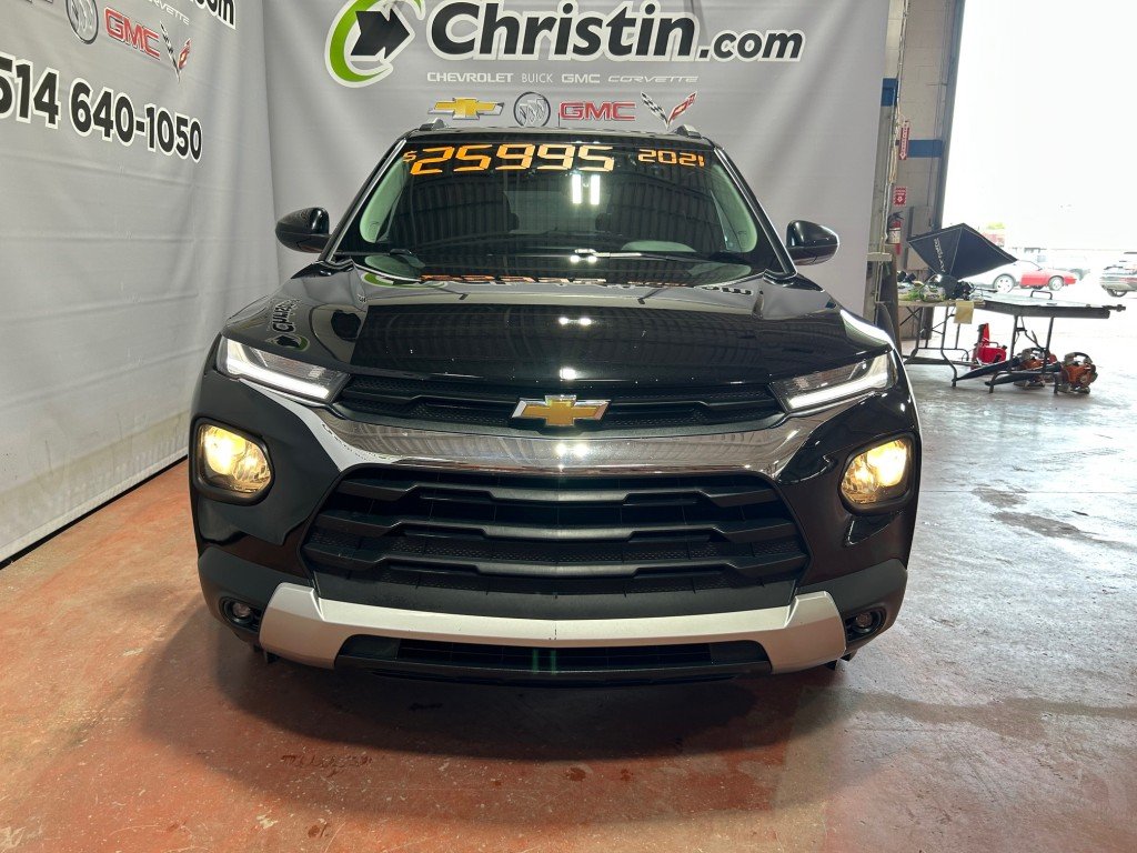 2023 Toyota Highlander - Image 9