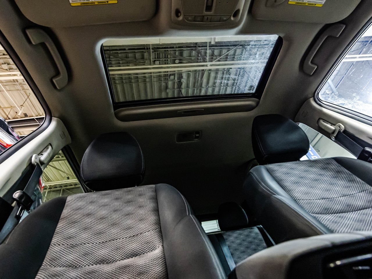 2022 Ford Explorer - Image 27