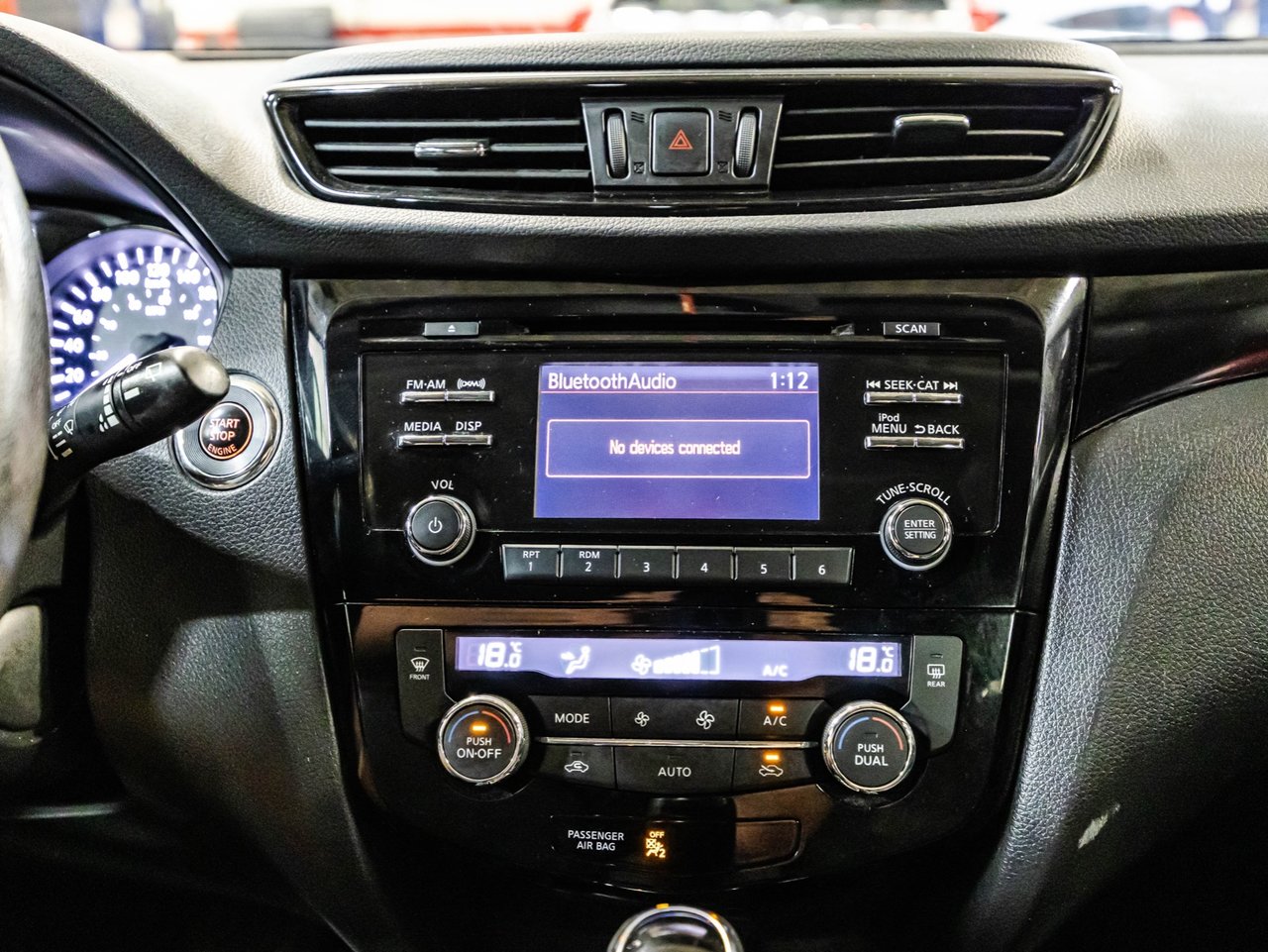2022 Ford Explorer - Image 33