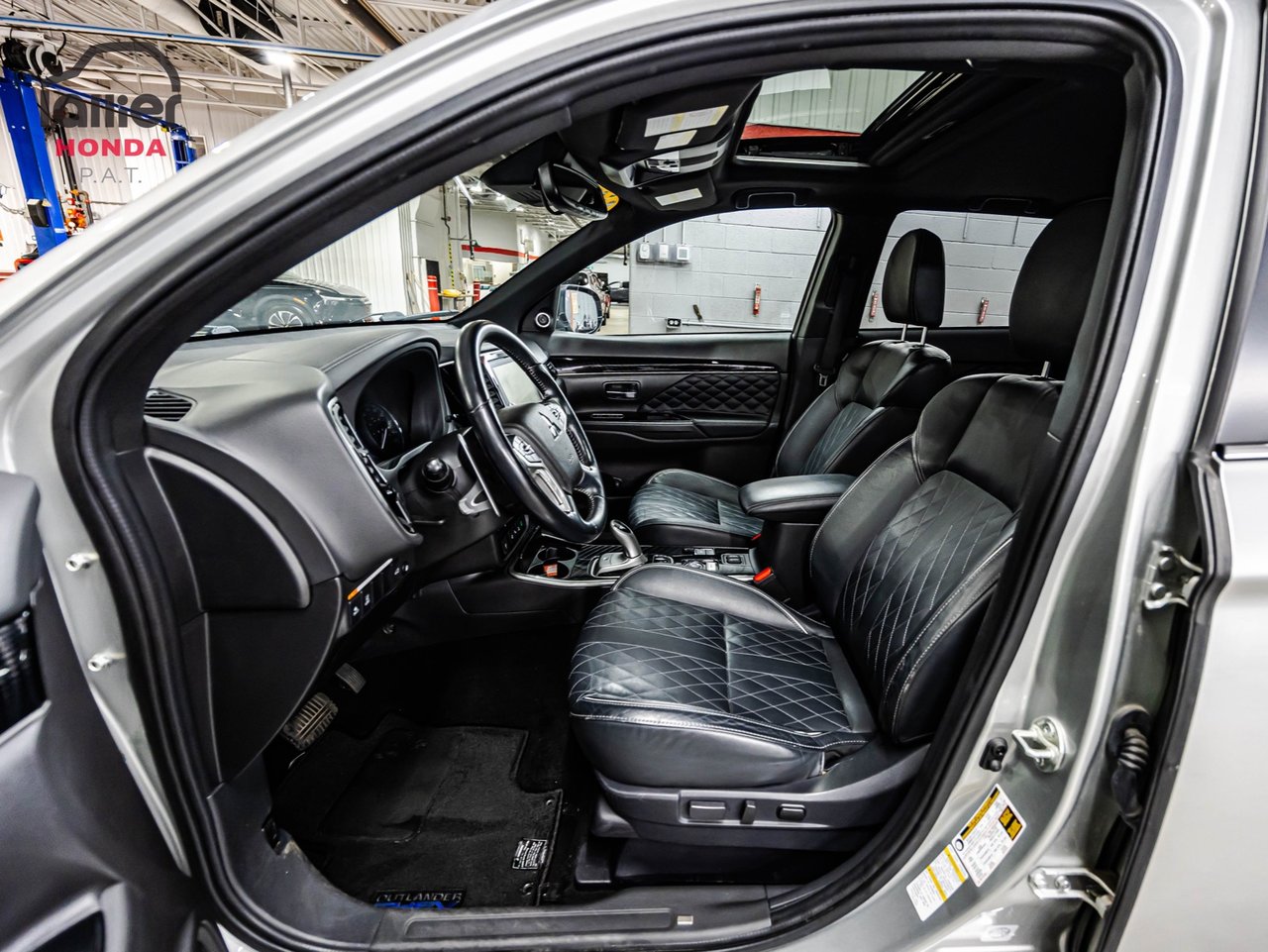 2022 Toyota Rav4 - Image 36